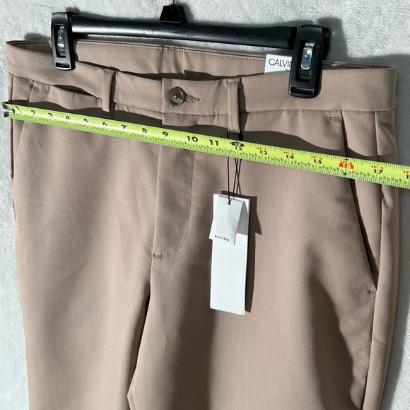 NEW Calvin Klein Men's Modern Stretch Wrinkle Resistant Chino Pants in Slim Fit - Picture 11 of 12